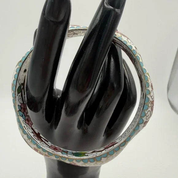 Title - Picture 5 of 10